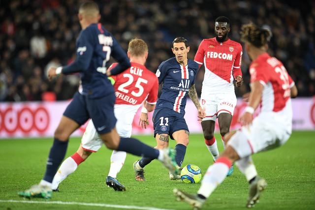 埃默松：我并不怀念在米兰的日子；那儿的人聊我比聊C罗还多