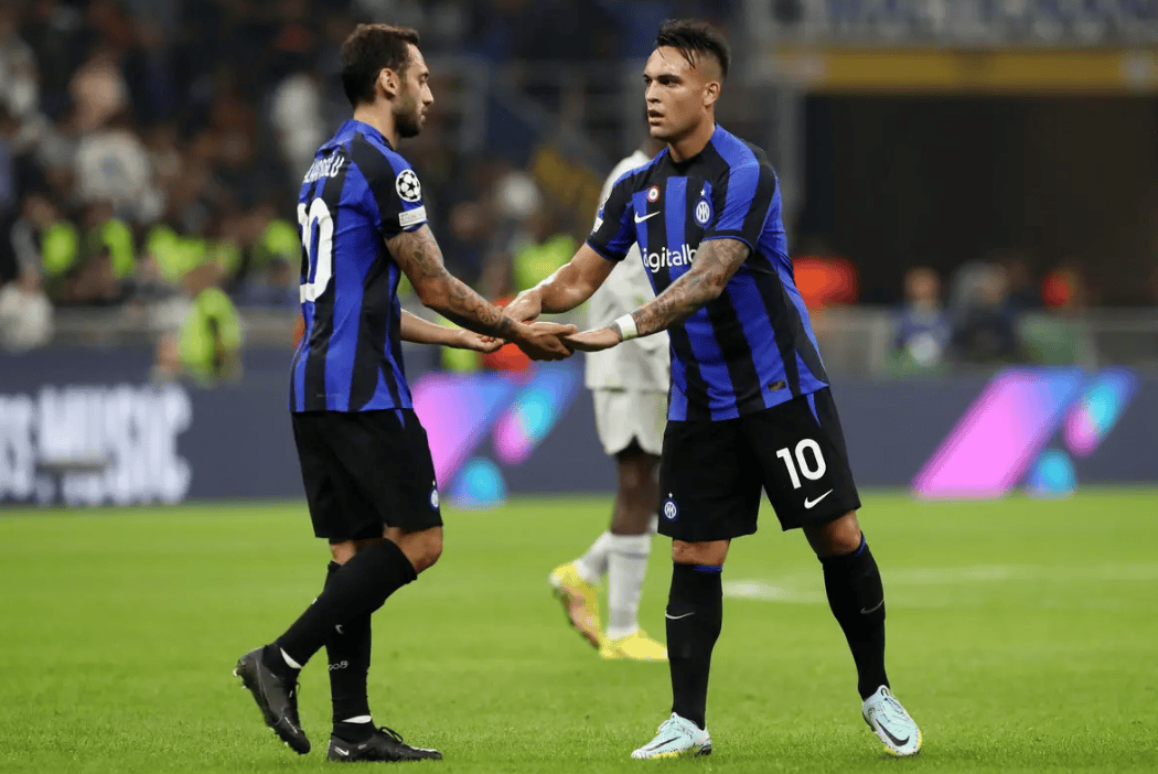 霍伊伦开场7分钟破门，为那不勒斯近36年来对阵尤文最快进球