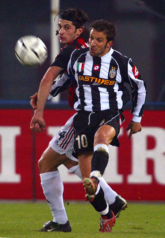 还没踢过意甲，跟队记者：维拉蒂被中间人推荐给尤文