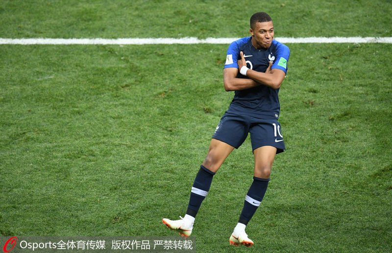 科莫总监：除为帕斯提供比赛与成长环境，我不知道还能做什么