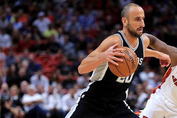 F1阿布扎比站：强势拿下一练第1+二练第1，诺里斯：不太满意