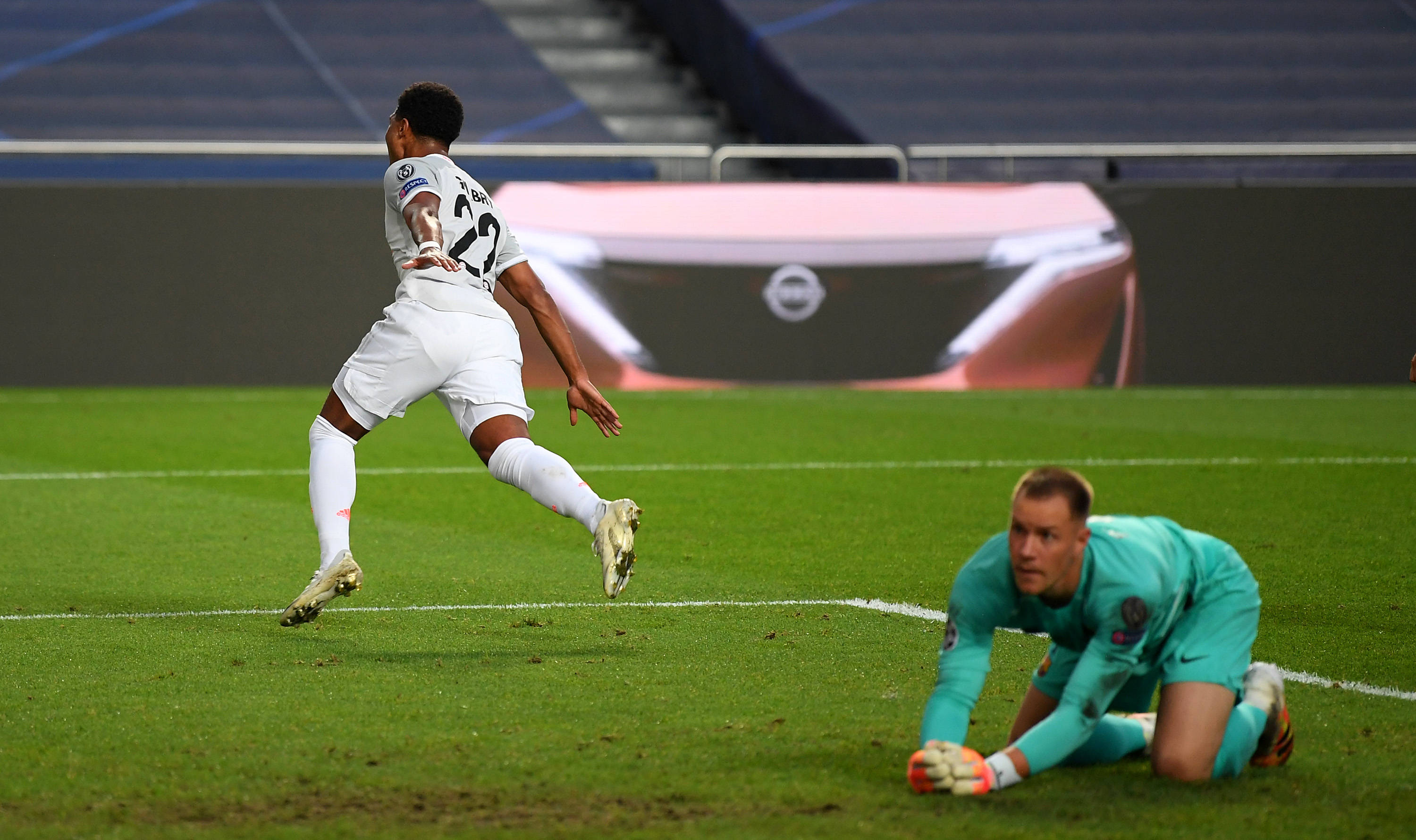 篮球火箭遭遇四连败，主帅承认防守有问题