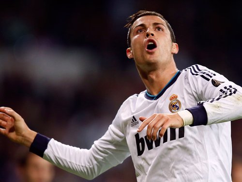 萨拉维亚：恩里克打造球队的方式非常出色，他尊重每一位球员